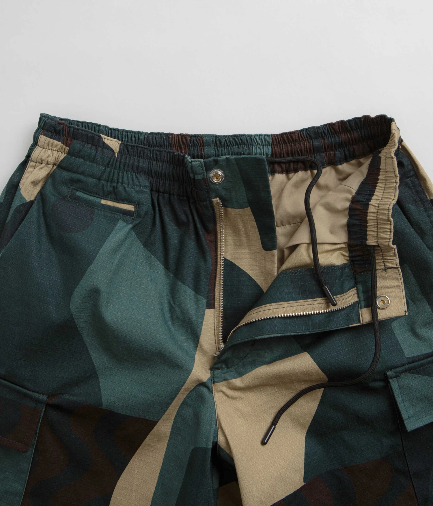 By Parra Distorted Camo Shorts - Green 5 By Parra Distorted Camo Shorts - Green - Image 5