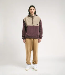Carhartt Nelson Sweatpants - Dusty Hamilton Brown -Outlet The Street Set Store carhartt nelson sweatpants dusty hamilton brown 4 5c8ad5dc 206e 40b6 915f da0861b0ffec