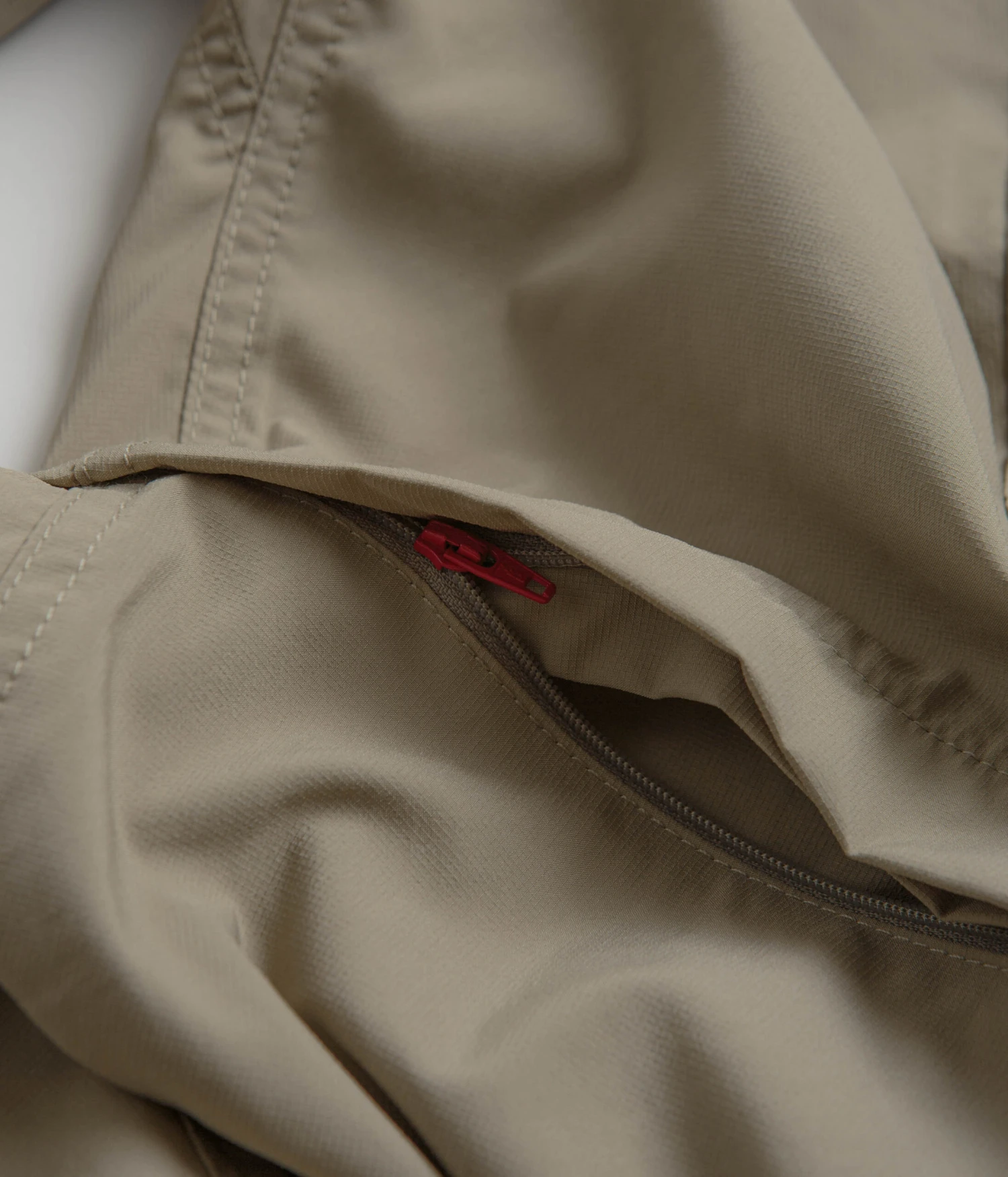 Columbia Silver Ridge Utility Convertible Pants - Tusk 9 Columbia Silver Ridge Utility Convertible Pants - Tusk - Image 9