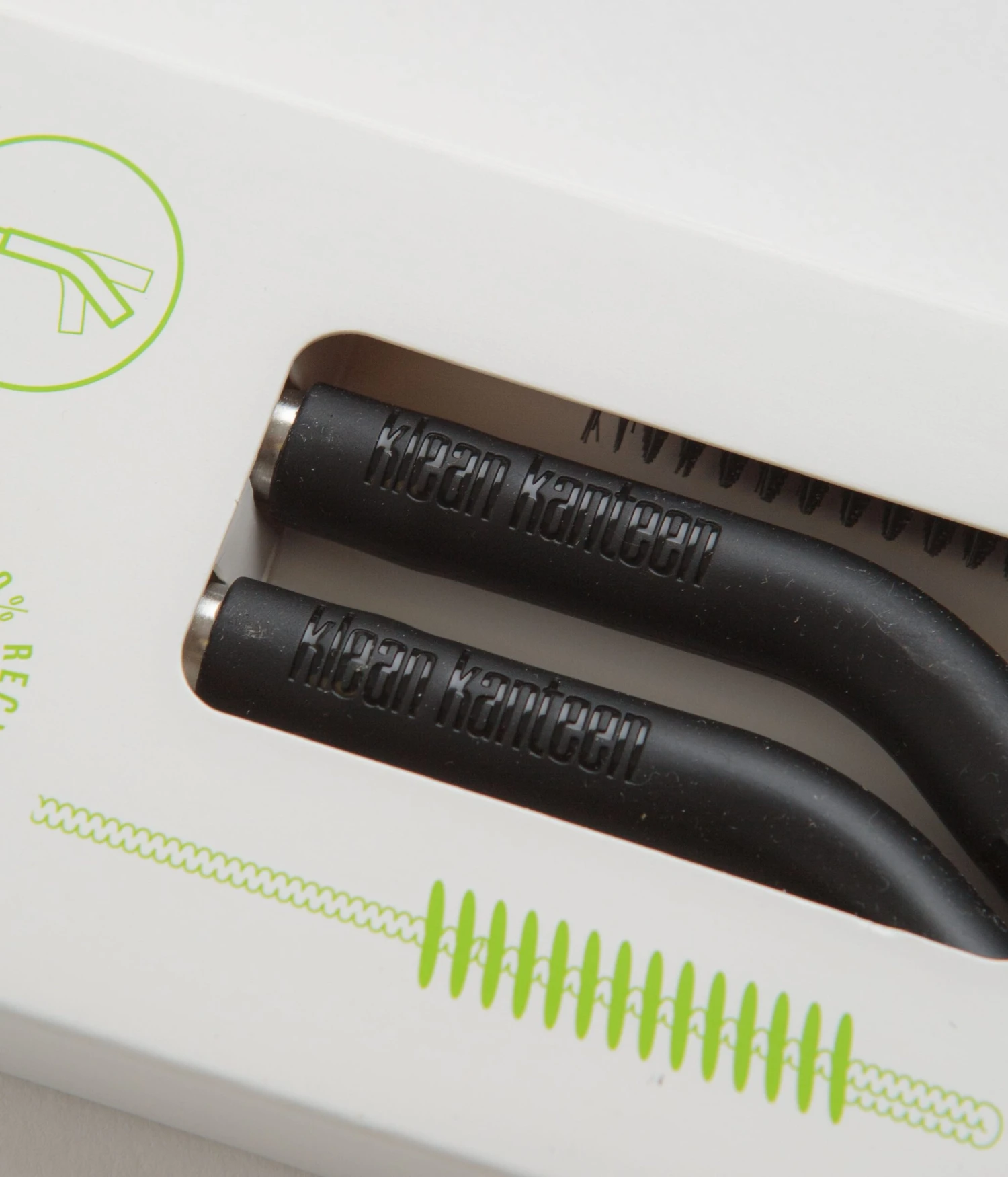 Klean Kanteen 8mm Steel Straws (2 Pack) - Black 2 Klean Kanteen 8mm Steel Straws (2 Pack) - Black - Image 2