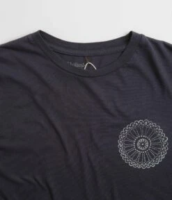 Mollusk Chrysanthemum T-Shirt - Black Indigo -Outlet The Street Set Store mollusk chrysanthemum t shirt black indigo 3