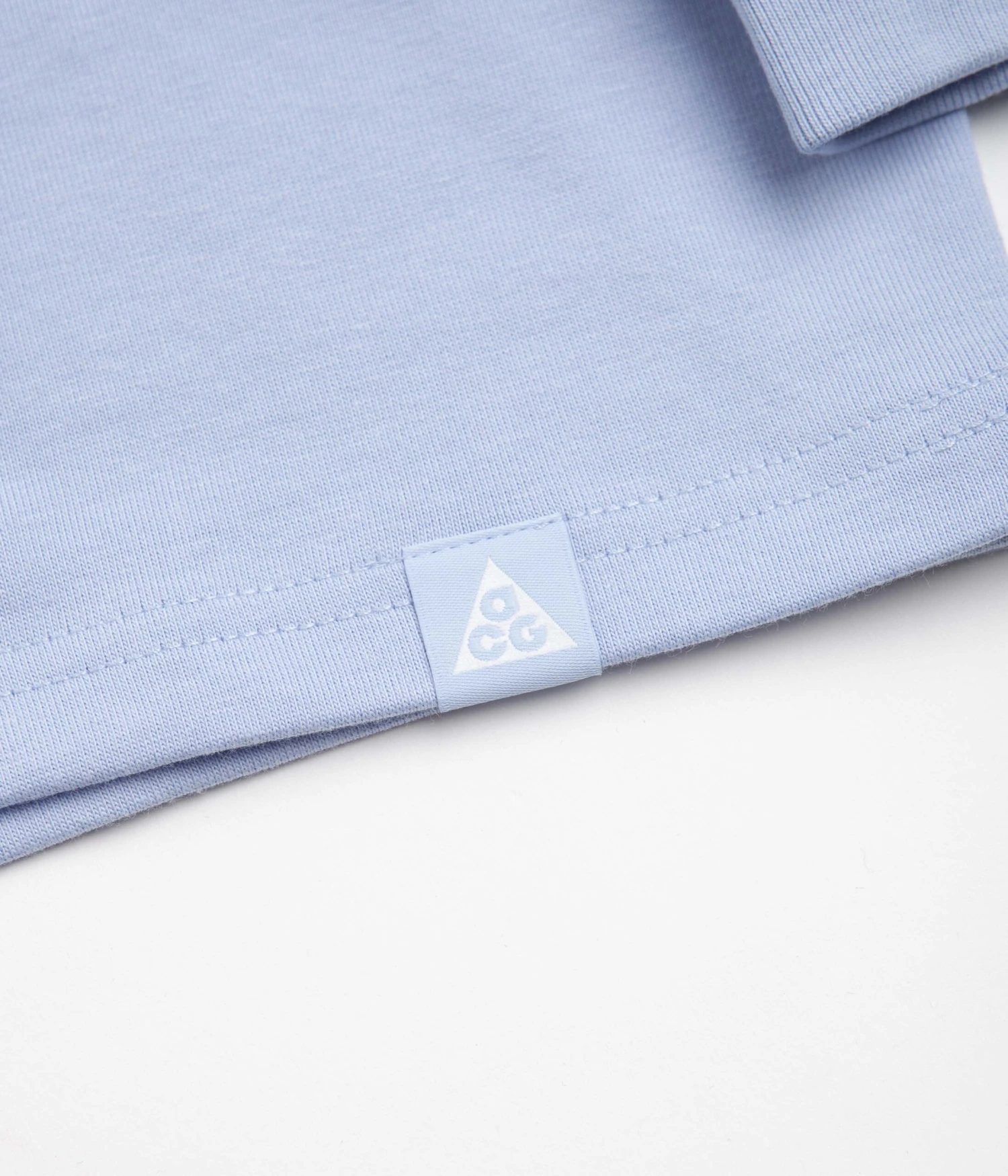 Nike ACG Topo Long Sleeve T-Shirt - Cobalt Bliss 4 Nike ACG Topo Long Sleeve T-Shirt - Cobalt Bliss - Image 4