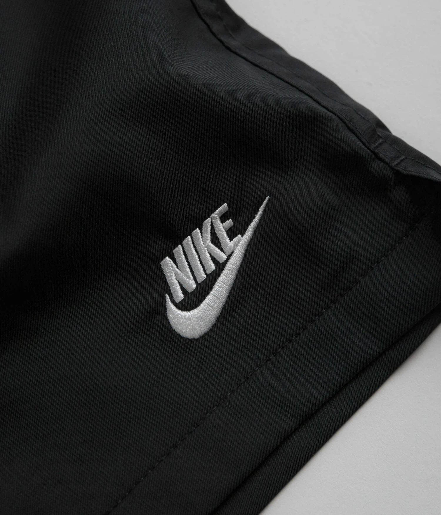 Nike Sportswear Nike Club Woven Flow Shorts - Black / White 4 Nike Sportswear Nike Club Woven Flow Shorts - Black / White - Image 4