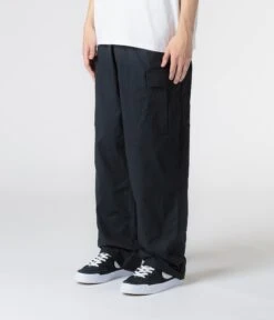 Nike SB Kearny Cargo Pants - Black -Outlet The Street Set Store nike sb kearny cargo pants black model 2