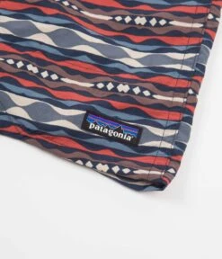 Patagonia Baggies Longs 7" Shorts - Coast Highway Multi: Sumac Red -Outlet The Street Set Store patagonia baggies longs 7 shorts coast highway multi sumac red 4