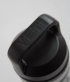 Yeti Chug Cap Rambler Bottle 18oz - Black -Outlet The Street Set Store yeti chug cap rambler bottle 18oz black 3