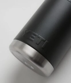 Yeti Chug Cap Rambler Bottle 26oz - Black -Outlet The Street Set Store yeti chug cap rambler bottle 26oz black 5