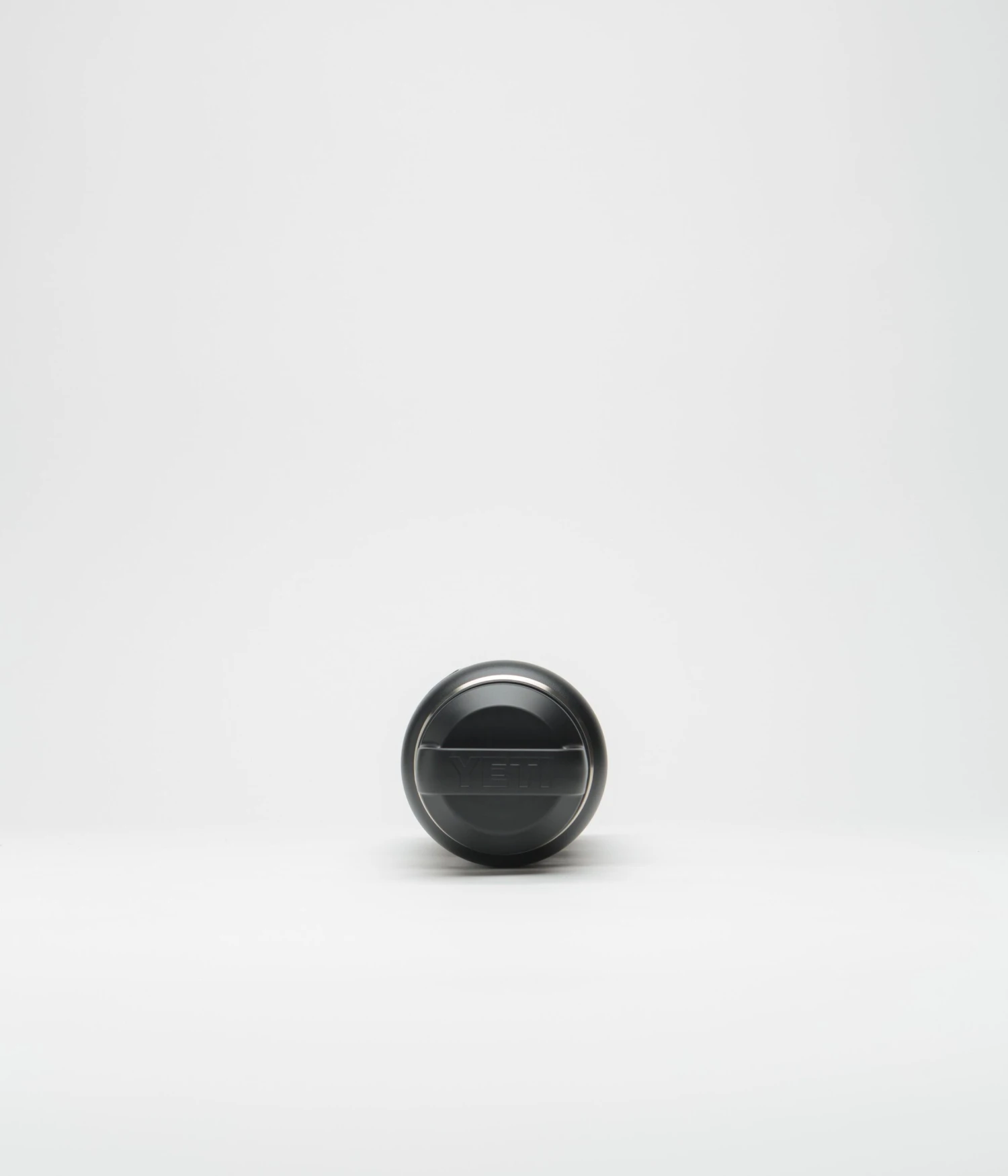 Yeti Chug Cap Rambler Bottle 36oz - Black 3 Yeti Chug Cap Rambler Bottle 36oz - Black - Image 3