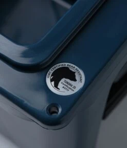 Yeti Tundra 35 Hard Cooler - Navy -Outlet The Street Set Store yeti tundra 35 hard cooler navy 5